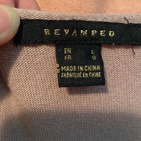 Super cute cold shoulder sweater - Picture 3 of 3